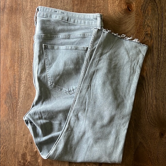 GAP | Stone Gray Vintage Slim Sky High Jeans - Picture 5 of 6